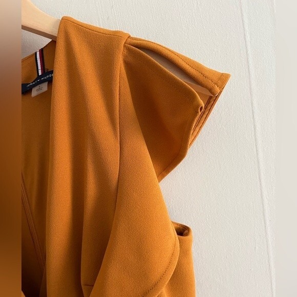 TOMMY HILIFIGER Amber flutter sleeve belted wide leg cropped jumpsuit - Picture 8 of 12